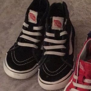 Size 8 toddler black and white vans zipper back
